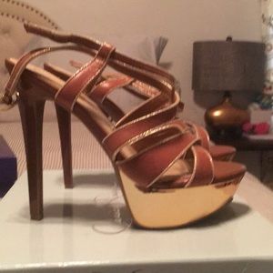 NIB Jessica Simpson heels